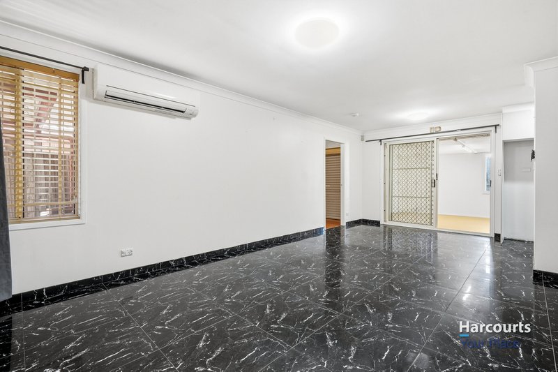 Photo - 9 Gemstone Way, Oakhurst NSW 2761 - Image 5