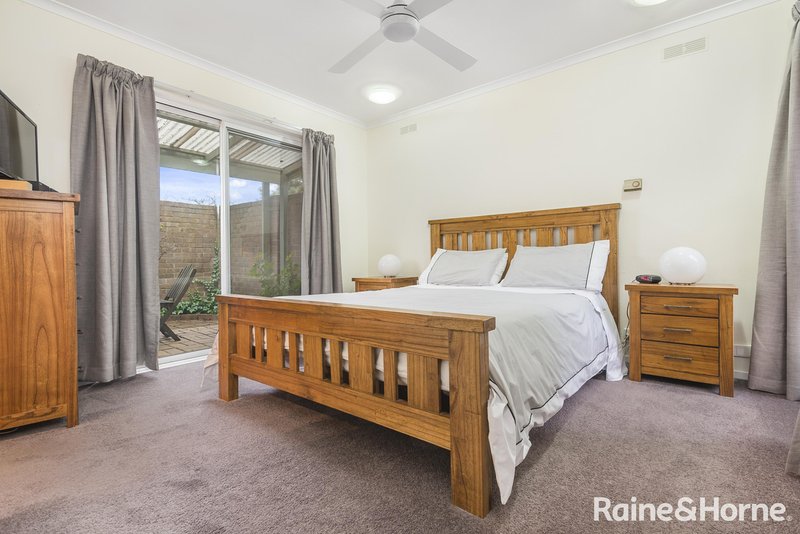 Photo - 9 George Street, Kyneton VIC 3444 - Image 14