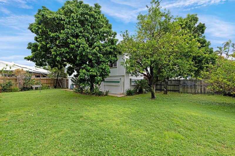 Photo - 9 Gerona Avenue, Heatley QLD 4814 - Image 8