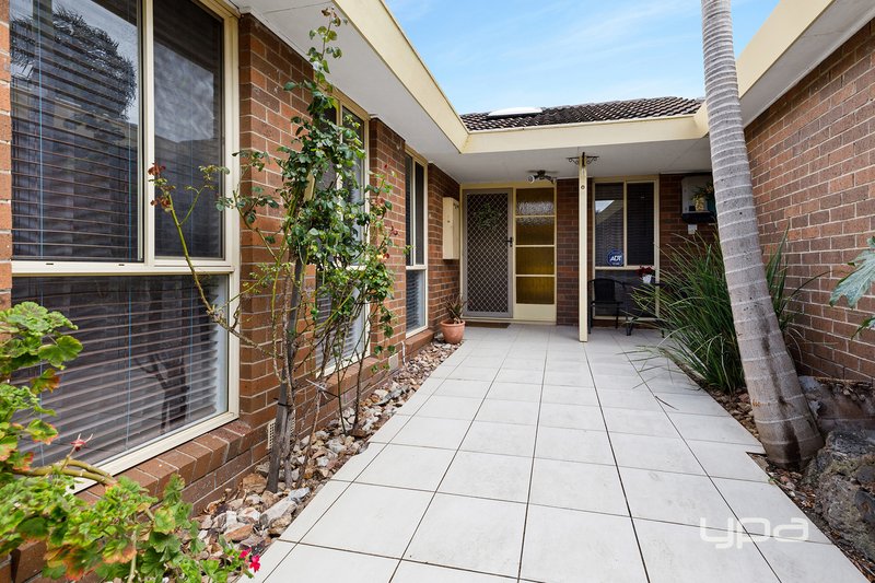 Photo - 9 Gibbon Court, St Albans VIC 3021 - Image 2