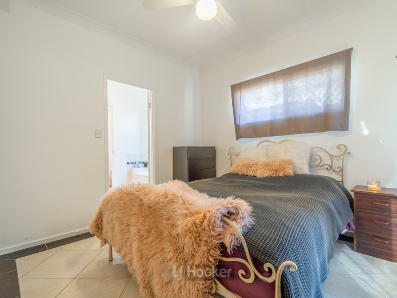 Photo - 9 Gilberton Crescent, Forest Lake QLD 4078 - Image 9