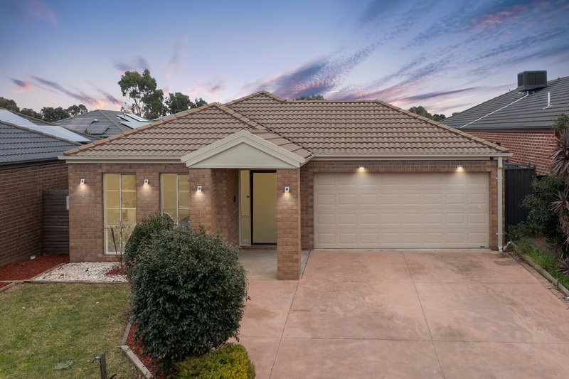 9 Girraween Crescent, Craigieburn VIC 3064