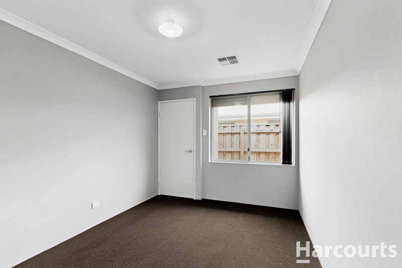 Photo - 9 Glamorgan Loop, Ellenbrook WA 6069 - Image 12