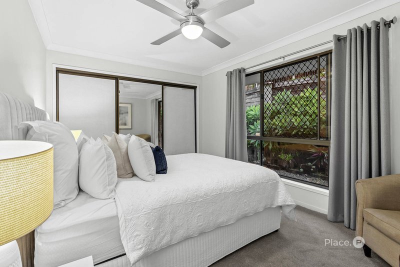 Photo - 9 Glenalwyn Street, Holland Park QLD 4121 - Image 15
