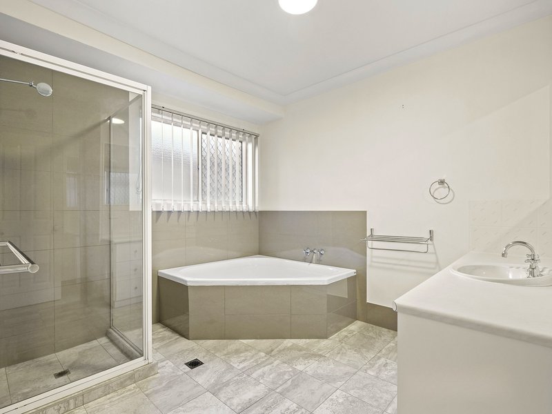 Photo - 9 Glengyle Place, Forest Lake QLD 4078 - Image 16