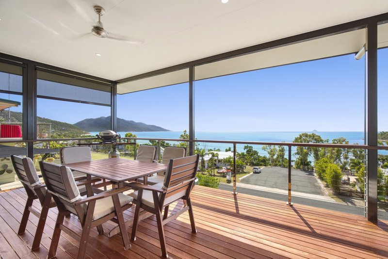 Photo - 9 Gloucester Avenue, Hideaway Bay QLD 4800 - Image 8