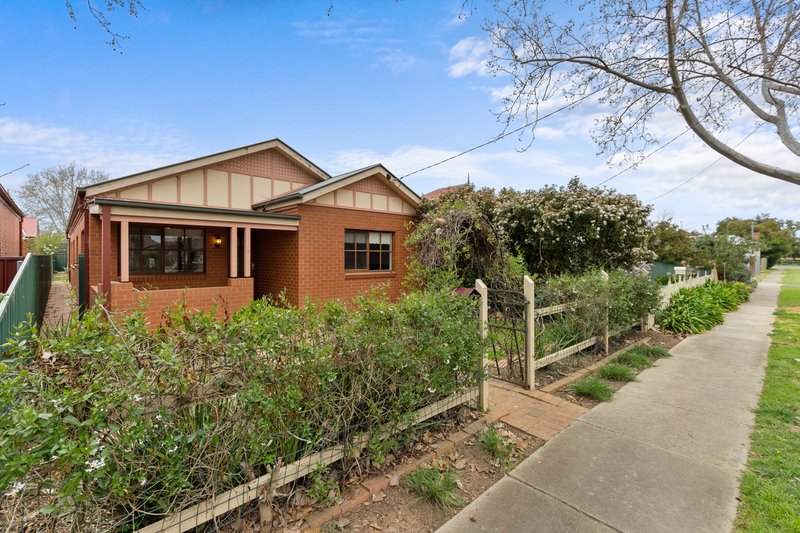 9 Gossett Street, Wagga Wagga NSW 2650