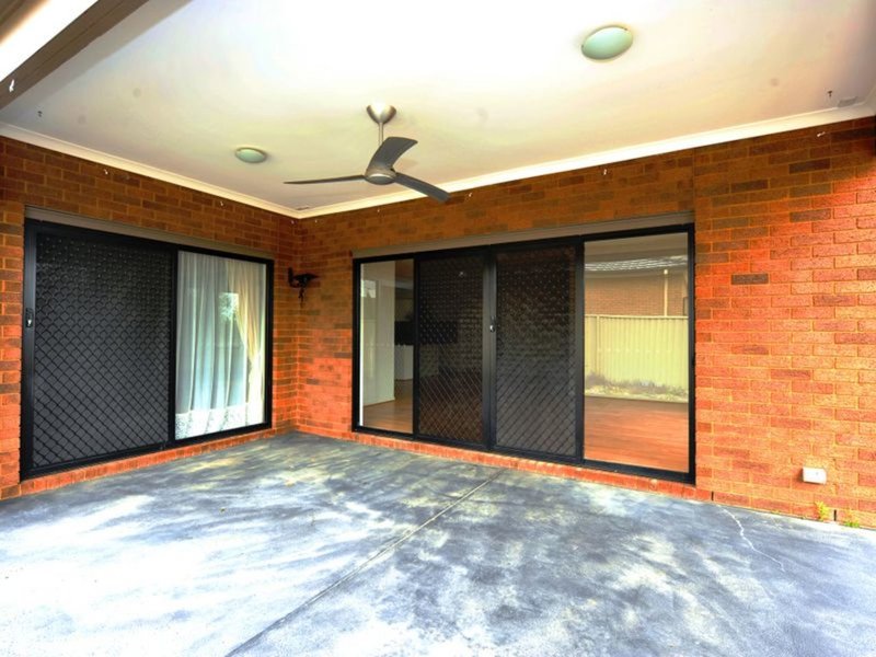 Photo - 9 Goulburn Place, Pakenham VIC 3810 - Image 3