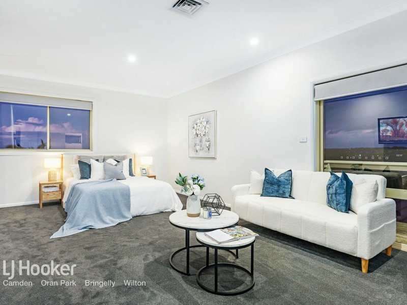 Photo - 9 Gowan Place, Denham Court NSW 2565 - Image 17