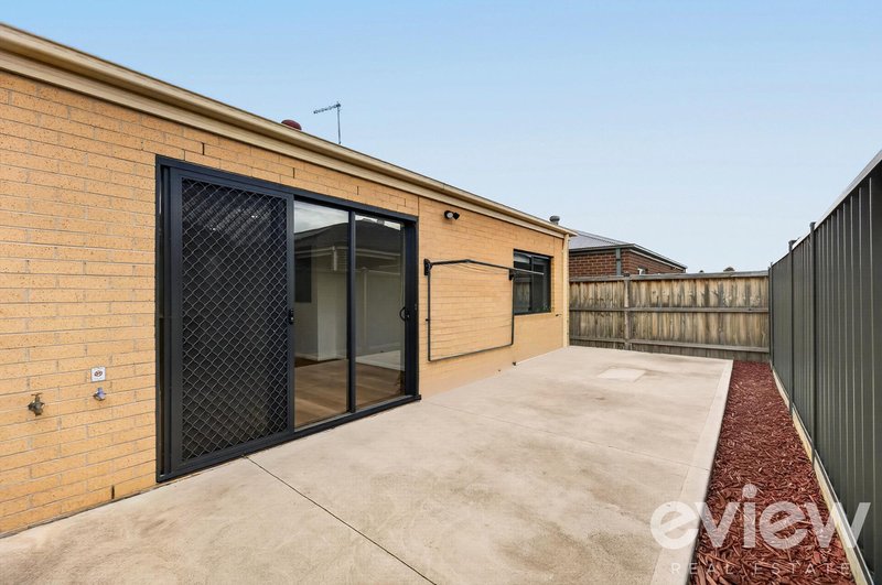 Photo - 9 Gowar Road, Tarneit VIC 3029 - Image 12