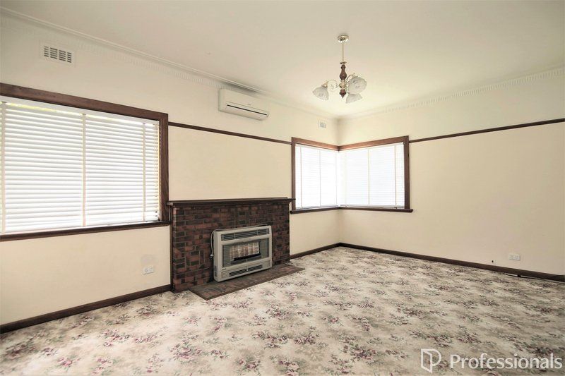Photo - 9 Grace Park Avenue, Springvale VIC 3171 - Image 3