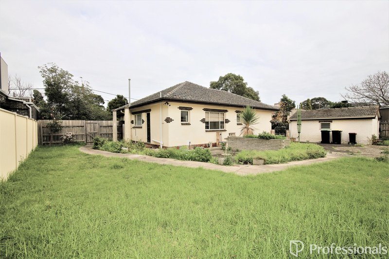 Photo - 9 Grace Park Avenue, Springvale VIC 3171 - Image 11