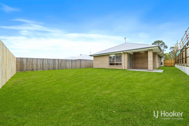 Photo - 9 Graham Circuit, Yarrabilba QLD 4207 - Image 9