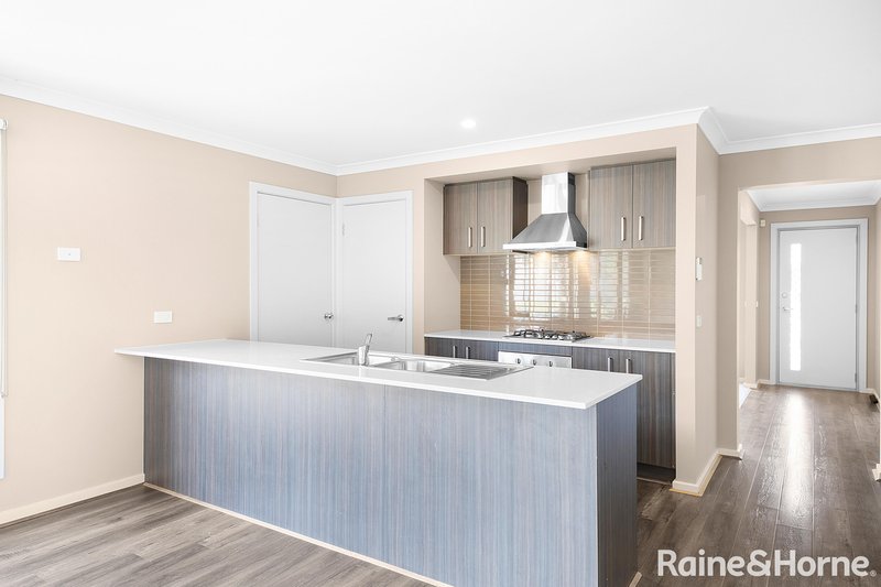 Photo - 9 Grain Road, Wyndham Vale VIC 3024 - Image 5