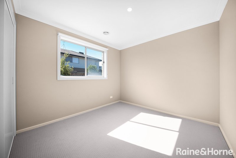 Photo - 9 Grain Road, Wyndham Vale VIC 3024 - Image 11