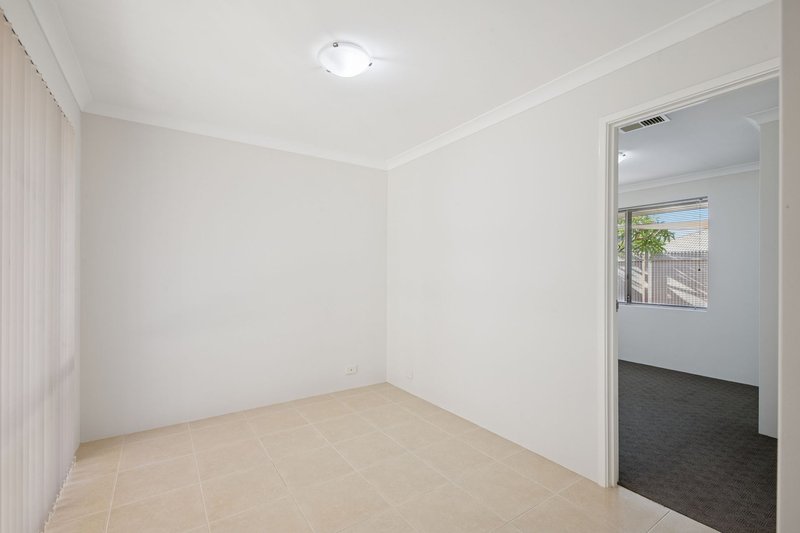 Photo - 9 Grandis Bend, Southern River WA 6110 - Image 14