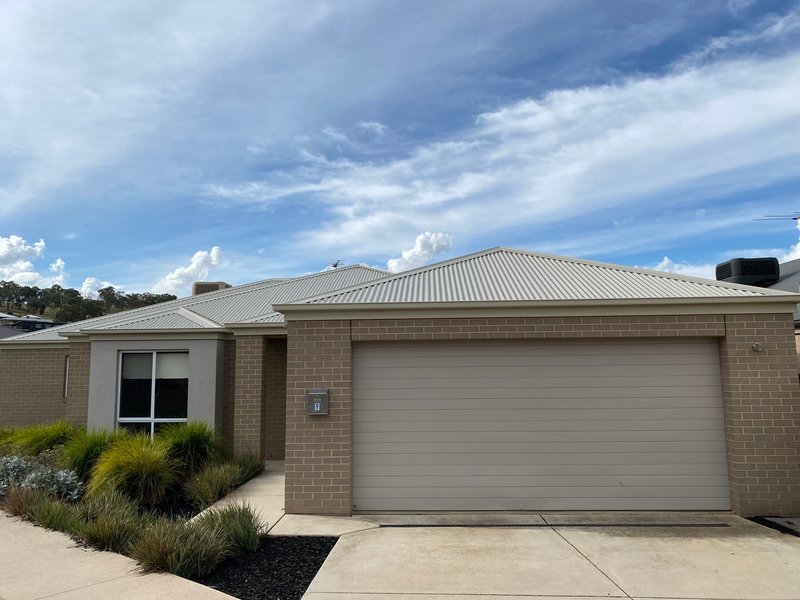 Photo - 9 Grange Close, Wodonga VIC 3690 - Image 1
