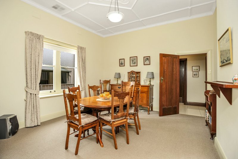 Photo - 9 Grantley Avenue, Victor Harbor SA 5211 - Image 10