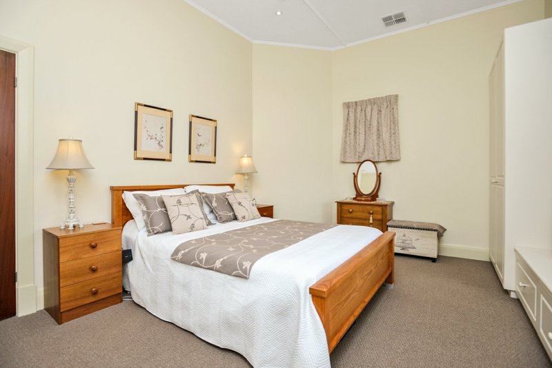 Photo - 9 Grantley Avenue, Victor Harbor SA 5211 - Image 12