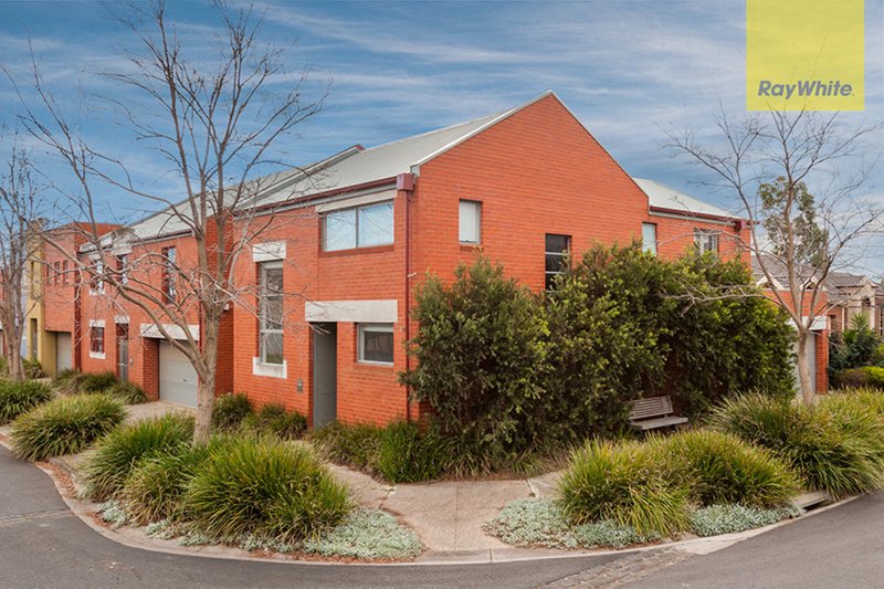 Photo - 9 Grattan Lane, Caroline Springs VIC 3023 - Image 11