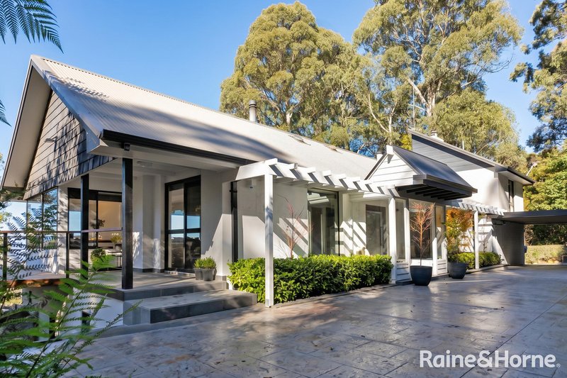 Photo - 9 Green Avenue, Mount Macedon VIC 3441 - Image 2