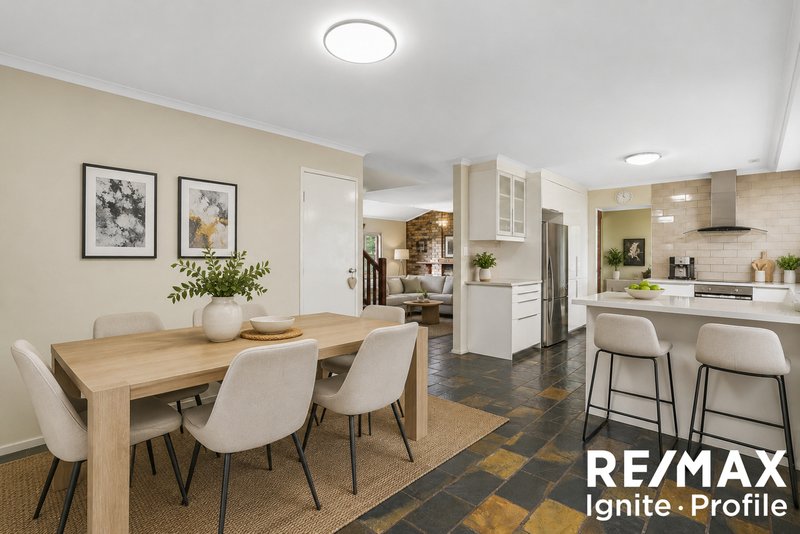 Photo - 9 Greenhill Court, Sinnamon Park QLD 4073 - Image 5