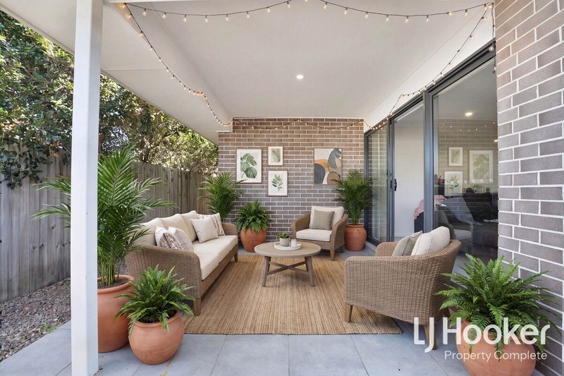 Photo - 9 Greenstone Street, Yarrabilba QLD 4207 - Image 4