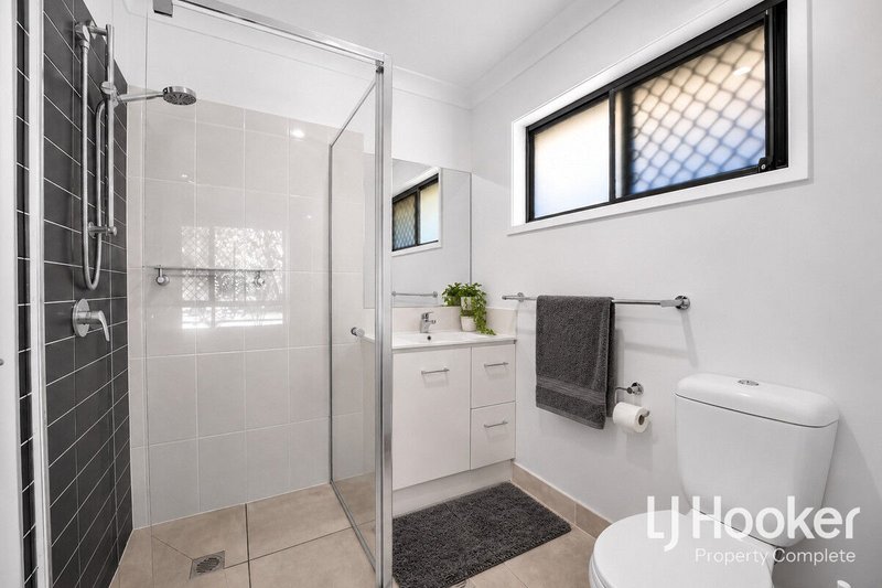 Photo - 9 Greenstone Street, Yarrabilba QLD 4207 - Image 7
