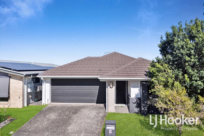 Photo - 9 Greenstone Street, Yarrabilba QLD 4207 - Image 12