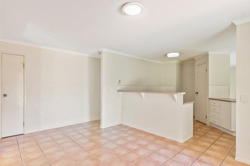 Photo - 9 Greenway Court, Tewantin QLD 4565 - Image 4