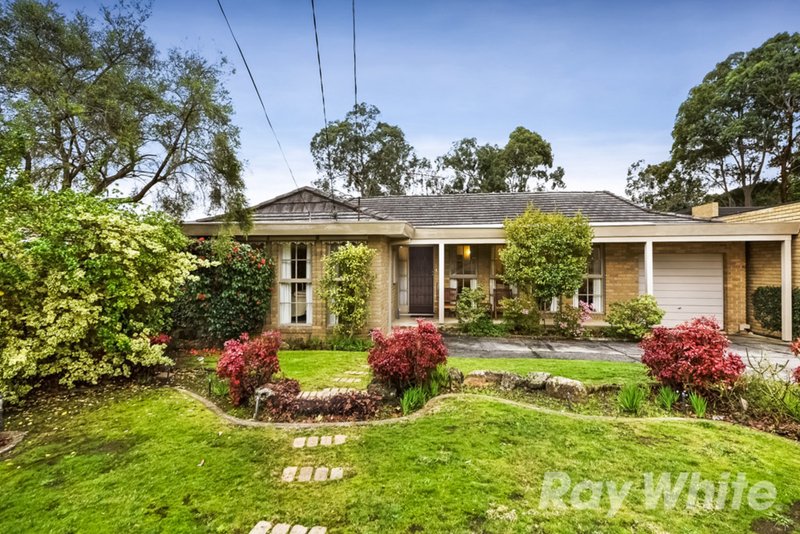 9 Greenways Road, Glen Waverley VIC 3150