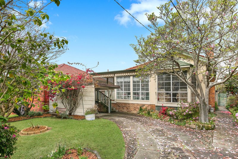 Photo - 9 Greenwood Avenue, Narraweena NSW 2099 - Image