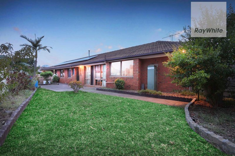 Photo - 9 Gretna Close, Westmeadows VIC 3049 - Image 17