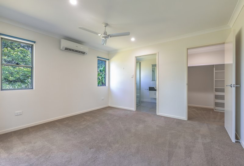 Photo - 9 Grevillea Place, Cannonvale QLD 4802 - Image 4