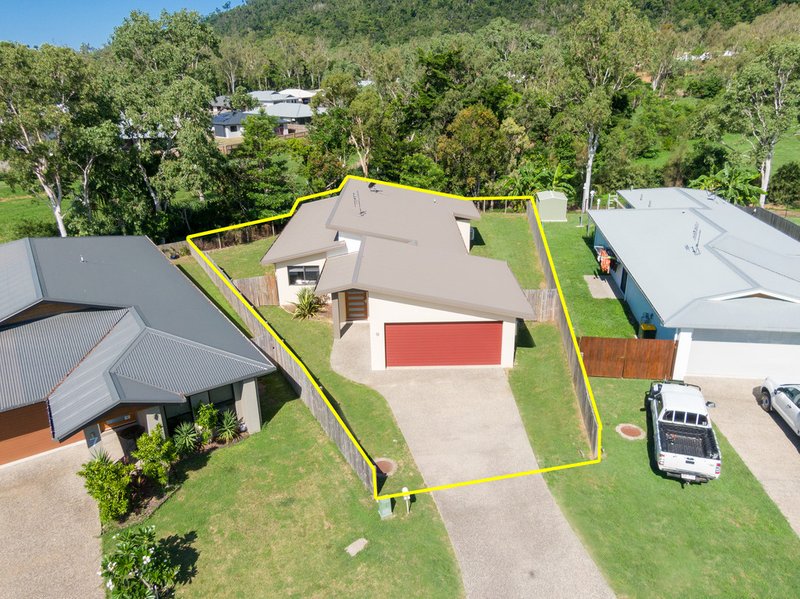 Photo - 9 Grevillea Place, Cannonvale QLD 4802 - Image 17