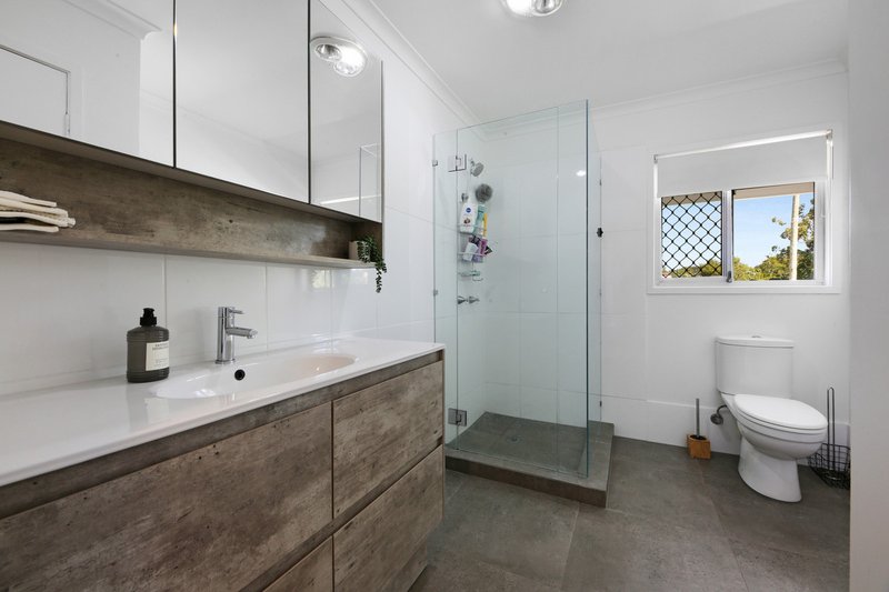 Photo - 9 Grevillia Avenue, Southport QLD 4215 - Image 18