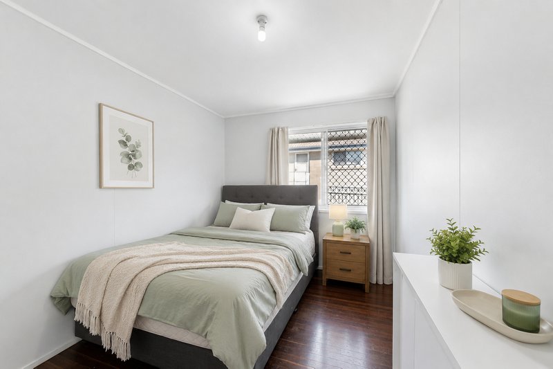Photo - 9 Grieve Street, Goodna QLD 4300 - Image 8