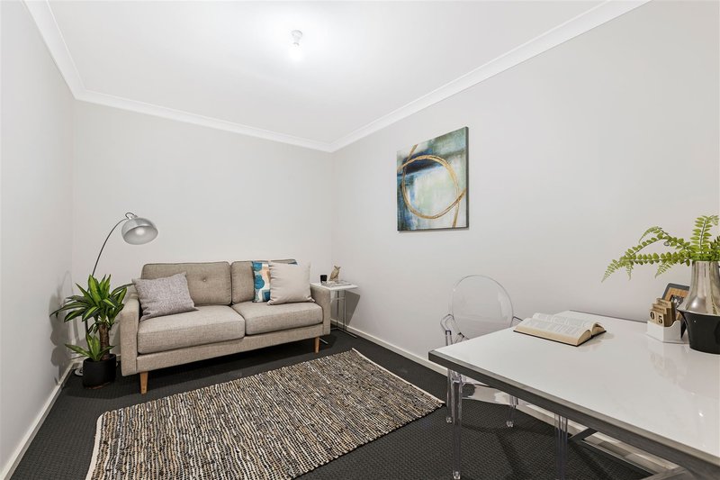 Photo - 9 Groom Court, Glen Waverley VIC 3150 - Image 7