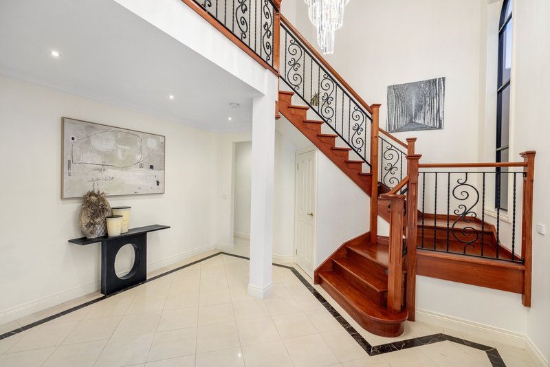 Photo - 9 Grosvenor Road, Rowville VIC 3178 - Image 10