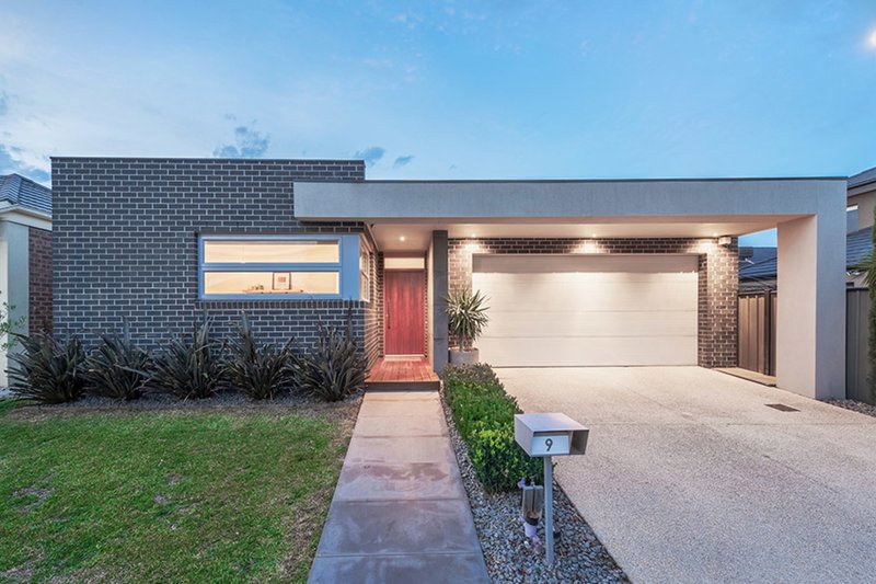 9 Grove Road, Craigieburn VIC 3064