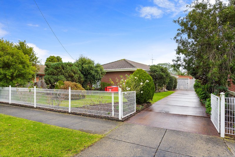 Photo - 9 Guest Road, Pakenham VIC 3810 - Image 2