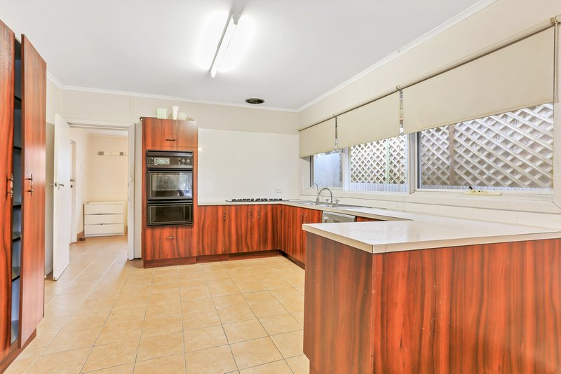 Photo - 9 Gwinganna Crescent, Holden Hill SA 5088 - Image 2