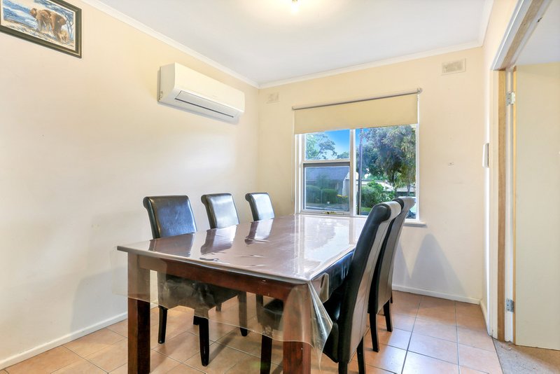 Photo - 9 Gwinganna Crescent, Holden Hill SA 5088 - Image 3