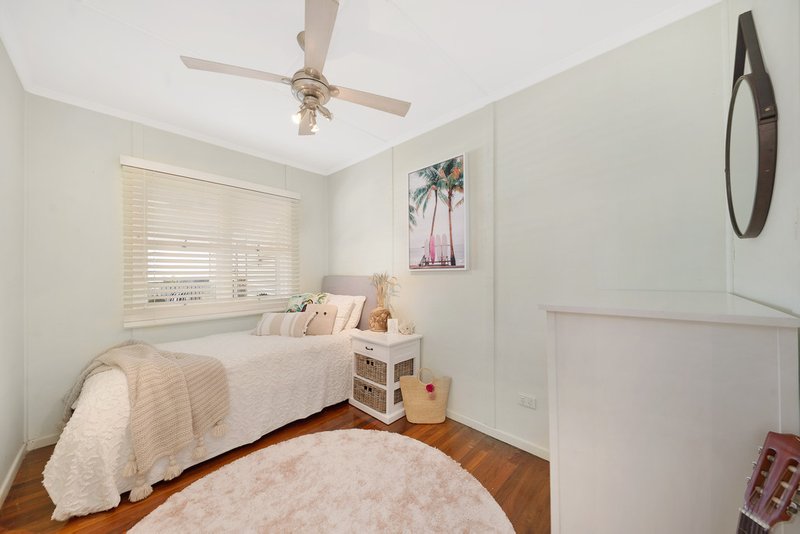 Photo - 9 Gynther Avenue, Brighton QLD 4017 - Image 6