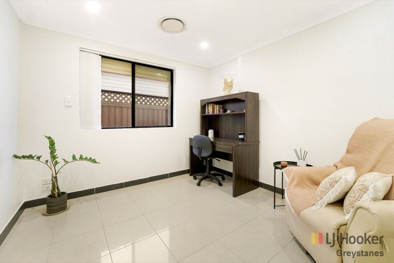 Photo - 9 Hackney Street, Greystanes NSW 2145 - Image 5