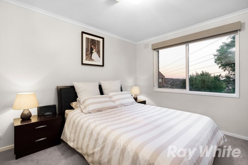 Photo - 9 Hailsham Court, Mulgrave VIC 3170 - Image 7