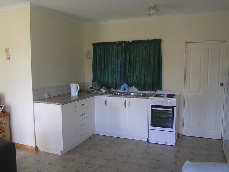 Photo - 9 Hakea Street, Primrose Sands TAS 7173 - Image 5