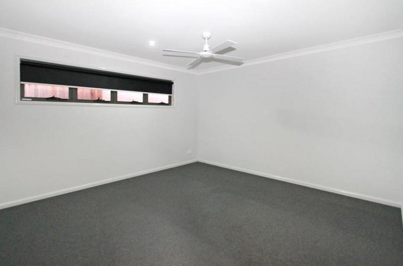 Photo - 9 Halpine Parade, Warner QLD 4500 - Image 9