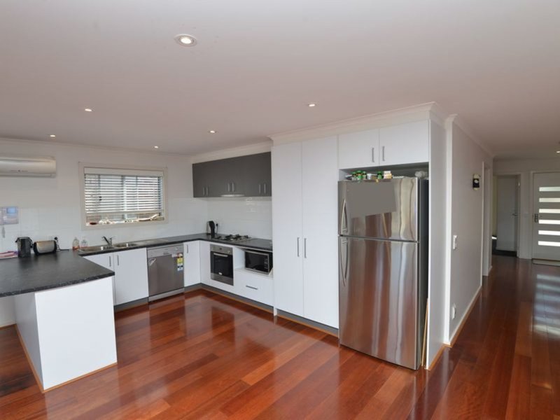 Photo - 9 Halyard Terrace, St Leonards VIC 3223 - Image 2