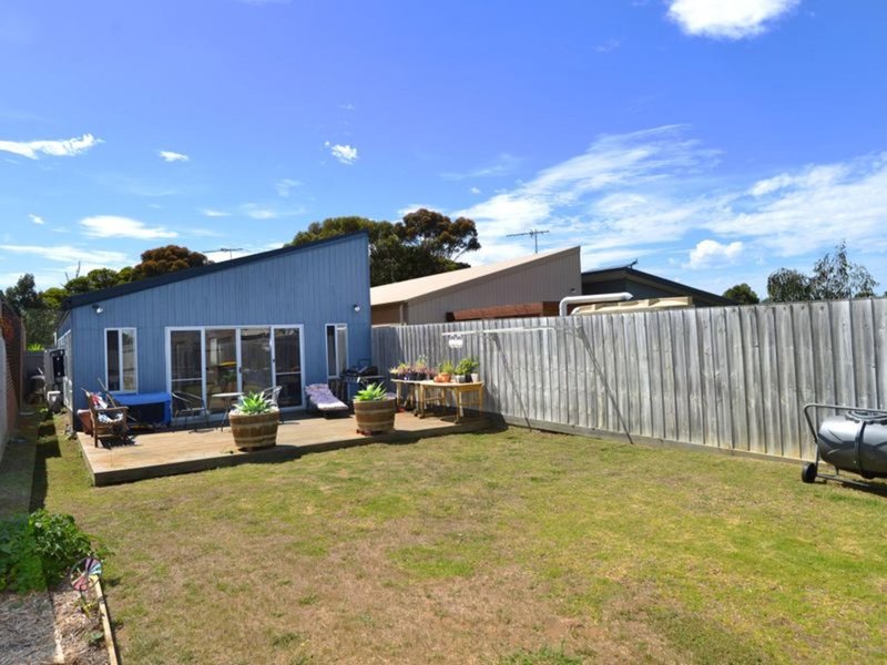 Photo - 9 Halyard Terrace, St Leonards VIC 3223 - Image 8